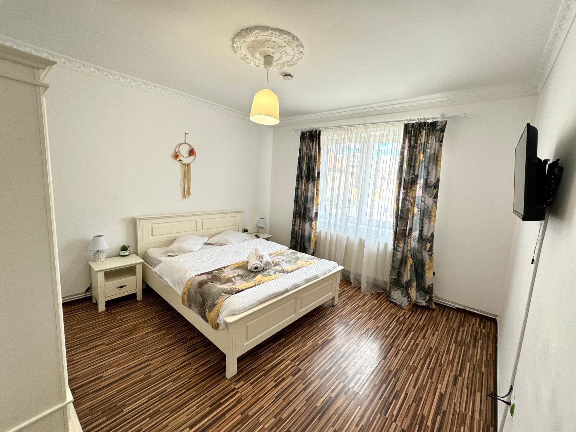 Flh - Mira Apartments Sibiu Exterior photo